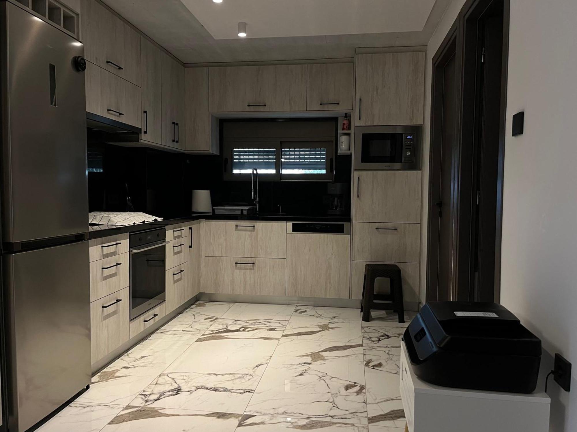 Sea View Apartment Патра Екстериор снимка