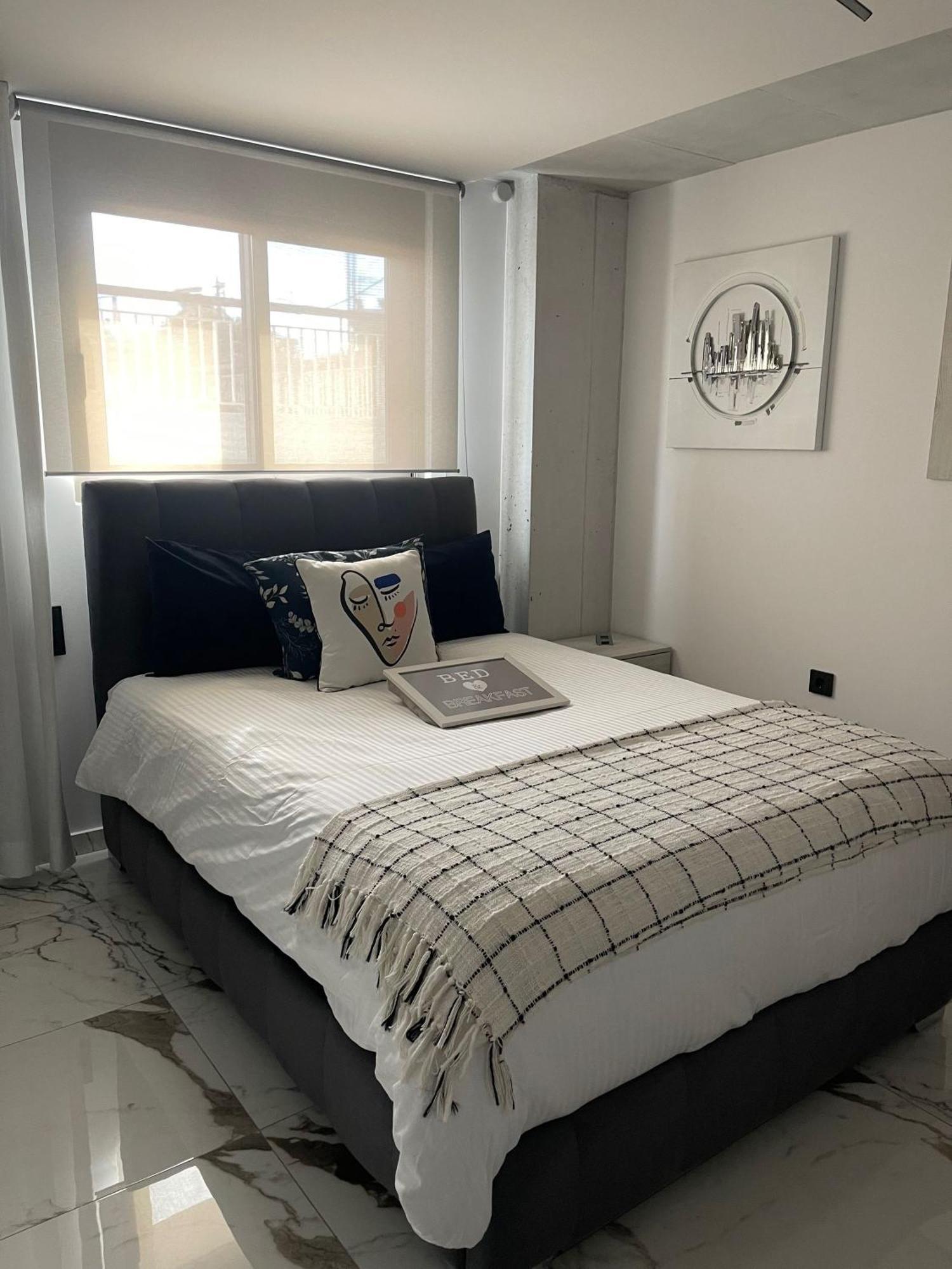 Sea View Apartment Патра Екстериор снимка